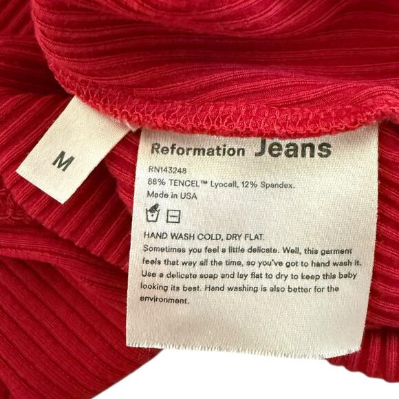 Reformation V-Neck Ribbed Bodysuit Sleeveless Red Women's Size Medium - Picture 6 of 6